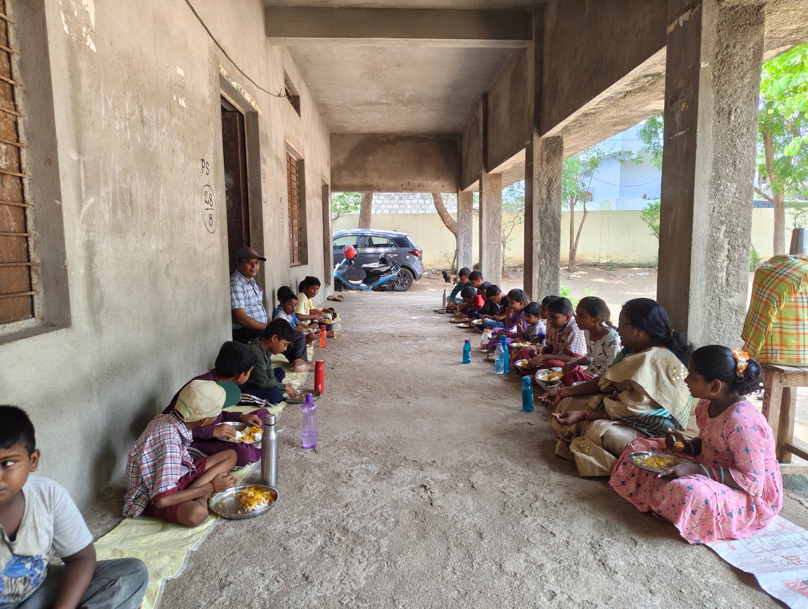జన్నారం తిమ్మాపూర్ MPUPSలో కలకలం: విద్యార్థినుల పట్ల SGT సురేందర్ అసభ్య ప్రవర్తన.. నిలదీసిన హెడ్ మాస్టర్, రంగంలోకి NHRC ప్రతినిధి - Additional Image